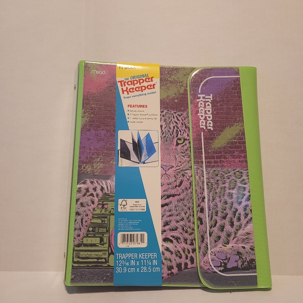 NWT Original trapper keeper Cheetah
